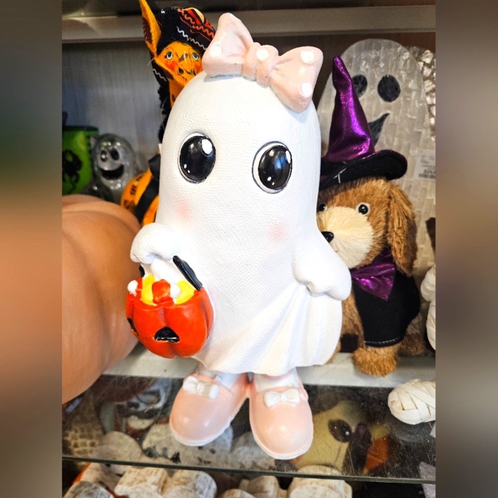 HTF Girl Ghost Figurine w/pink Bow - Halloween Decor